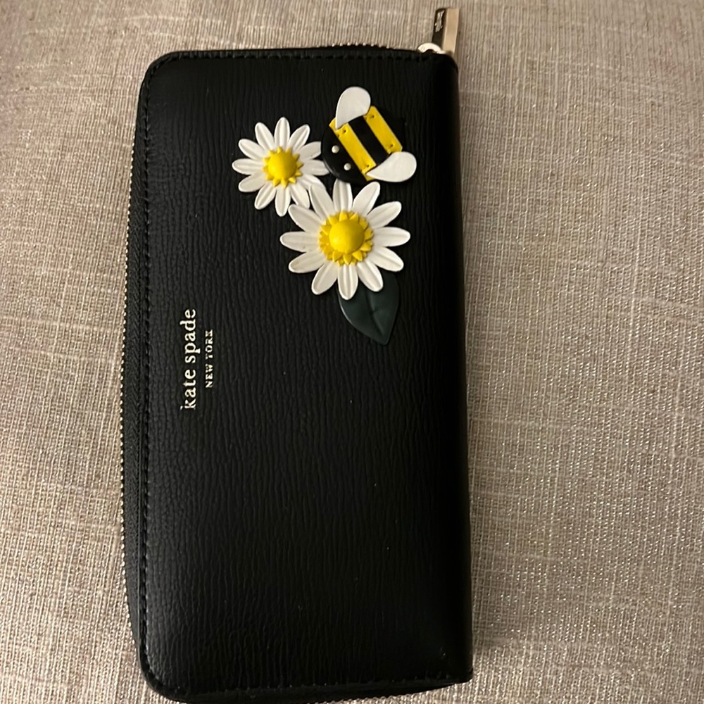 Kate spade flower/bee wallet